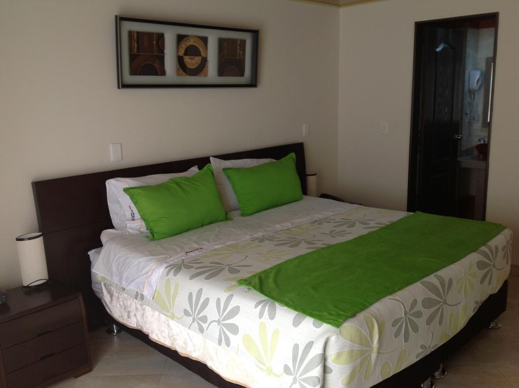 Hoteles Bogota Inn El Lago Country Zona Rosa 客房 照片