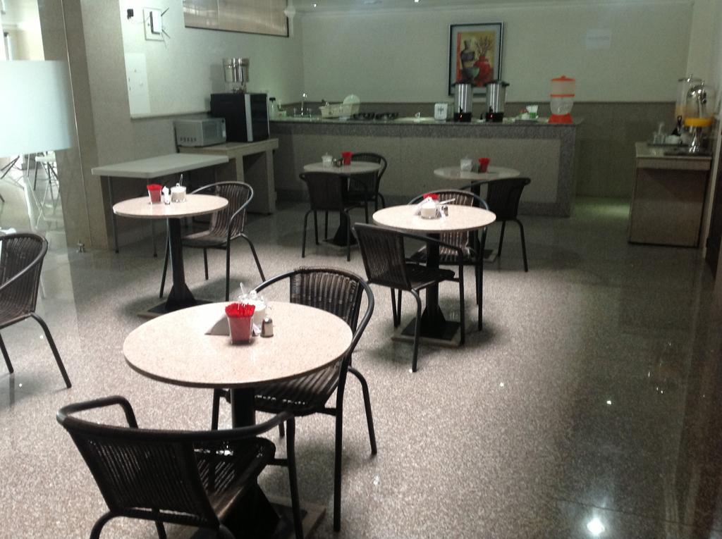 Hoteles Bogota Inn El Lago Country Zona Rosa 外观 照片